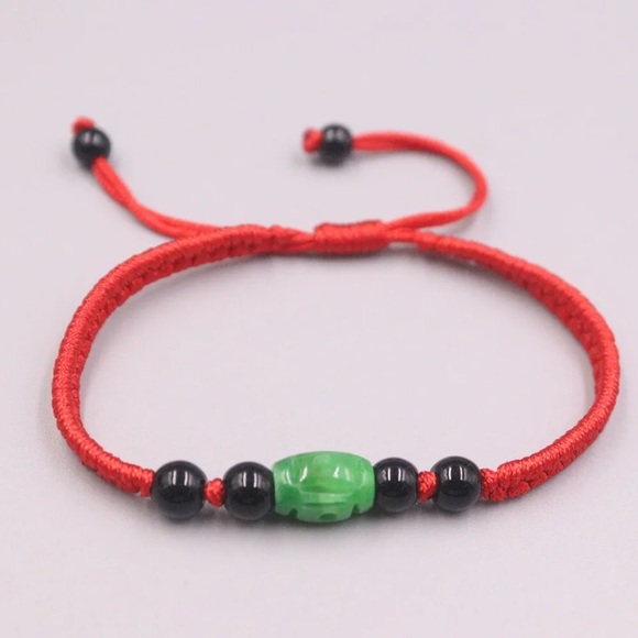 💗 Jade Beaded Macrame Bracelet 7”-8” adjustable NEW - Picture 1 of 1